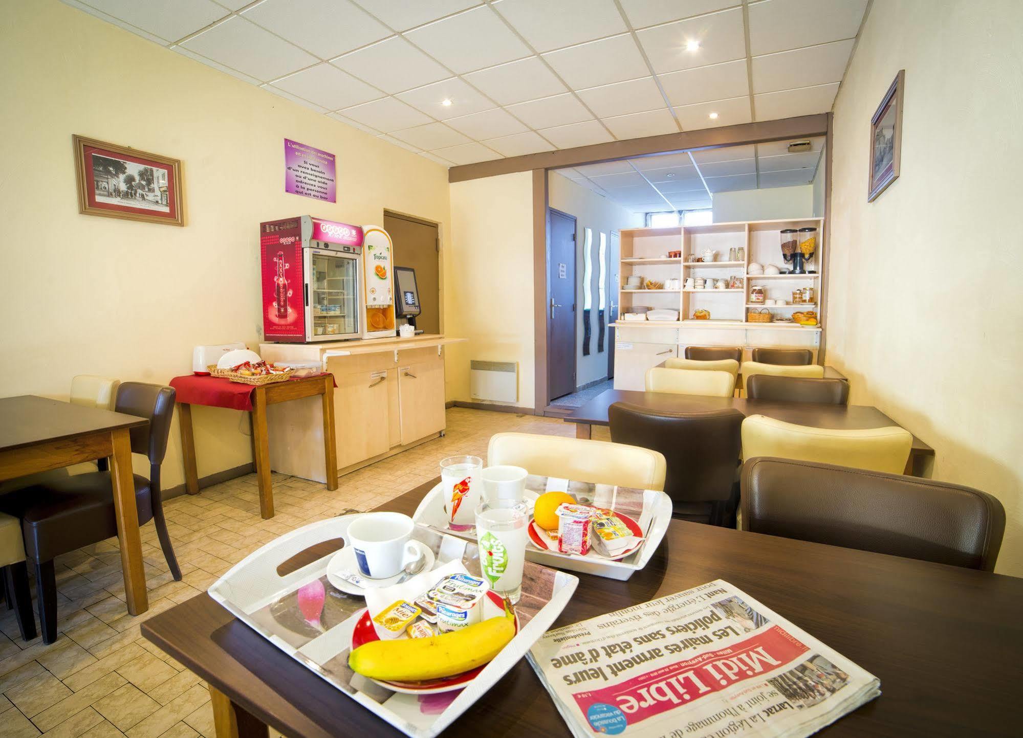 Hotel De La Gare Sévérac-le-Château Eksteriør billede